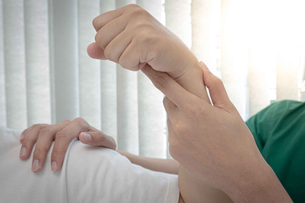 Rizartrosis por qué duele el pulgar y cómo recuperar su función